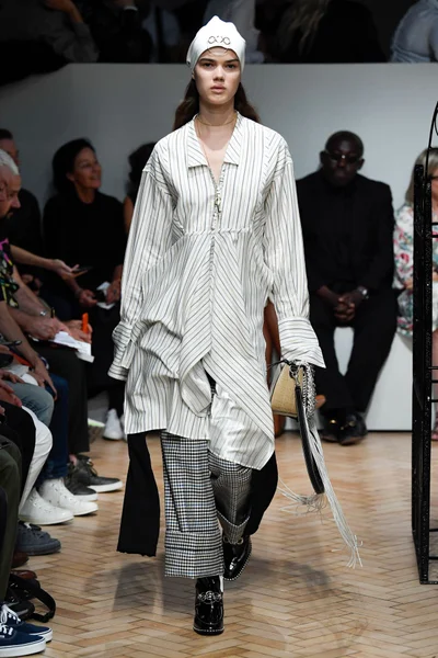 Look 20